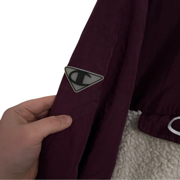 Champion Maroon and Cream Windbreaker - Picture 3 of 9